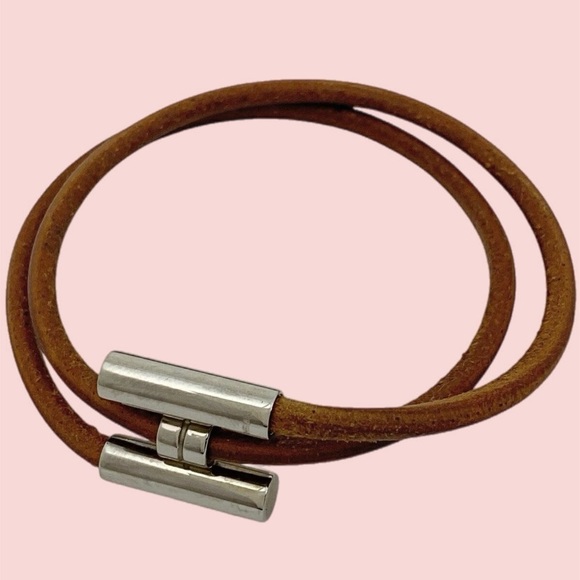 202 C- Hermes Brown Leather Bracelet with Silver Clasp - Picture 1 of 6